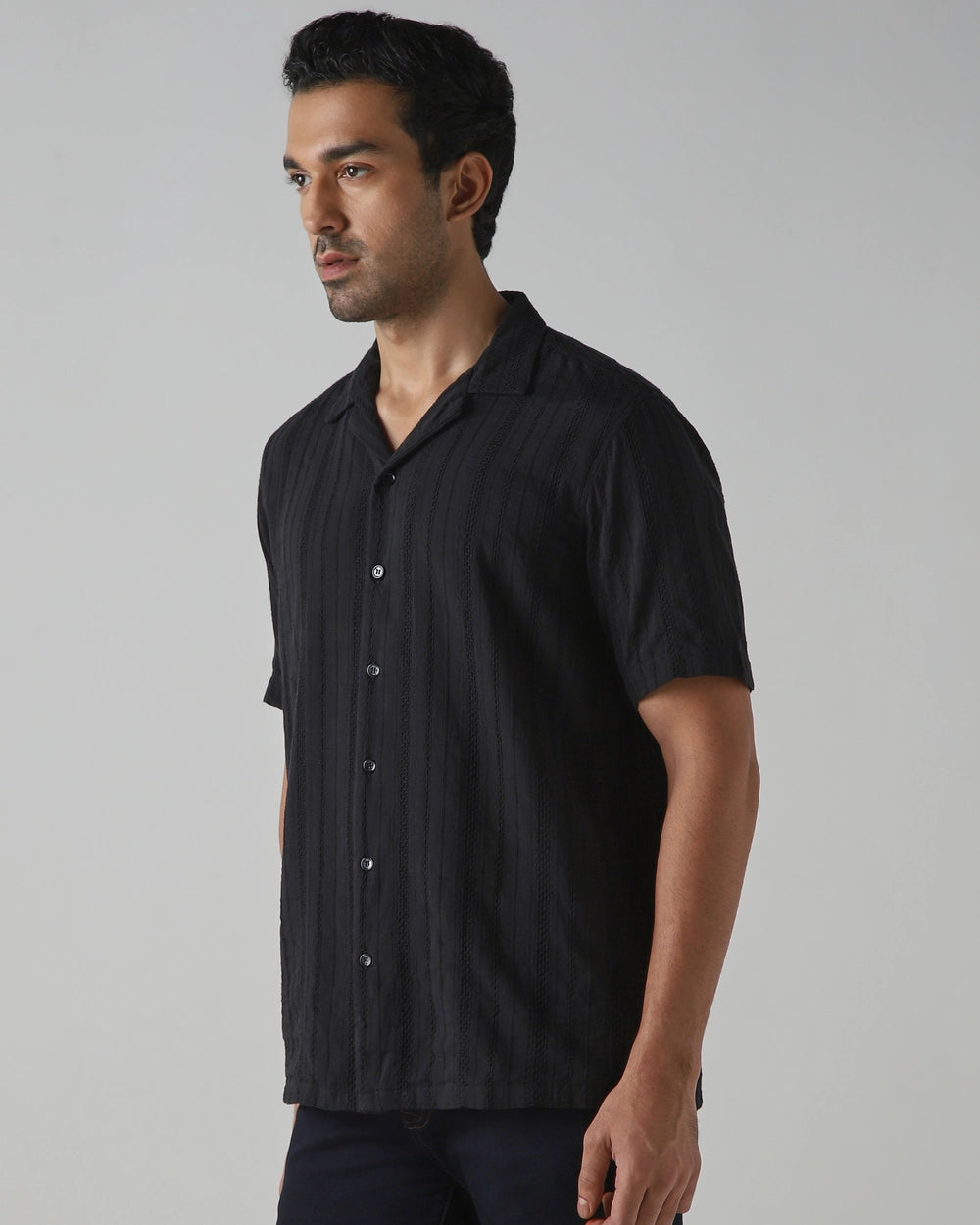 Black Textured Plain Relaxed Fit Casual Shirt